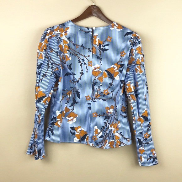 Who What Wear Striped Bell Sleeve Top Shirt #803 - Picture 4 of 5